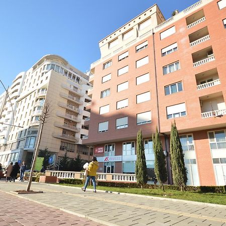 Hotel Oresti Center Tirana Exterior foto